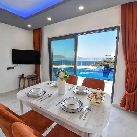 ホテル Villam Bozdag 4*